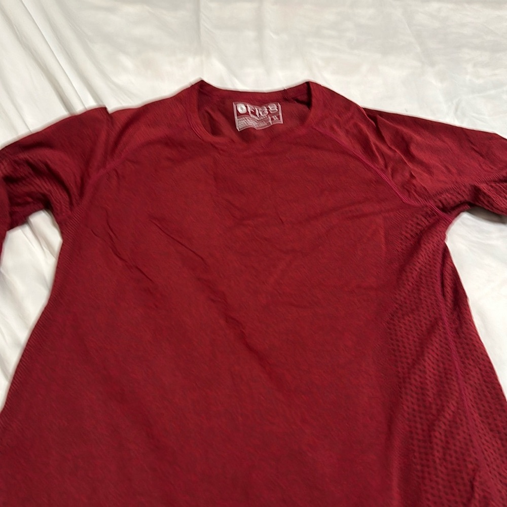 Long sleeve figs undershirt